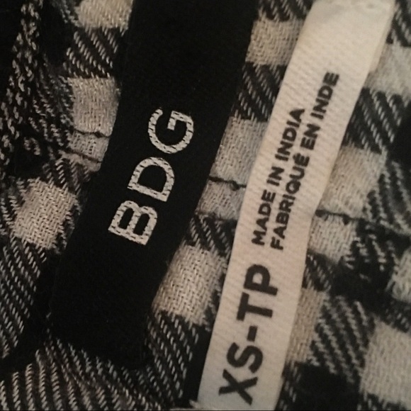 BDG Oversized Black and White Button Up Flannel - Picture 3 of 5